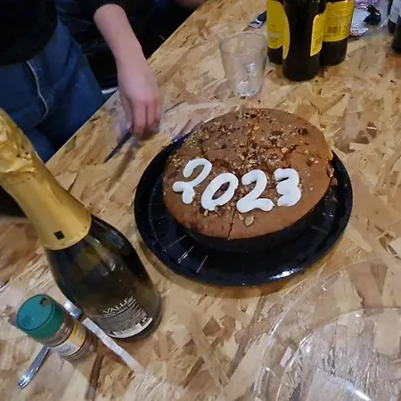 Hostel Bee Πάφος