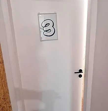호스텔 Bee