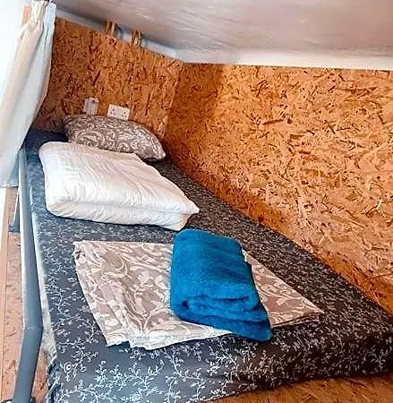 Hostel Bee